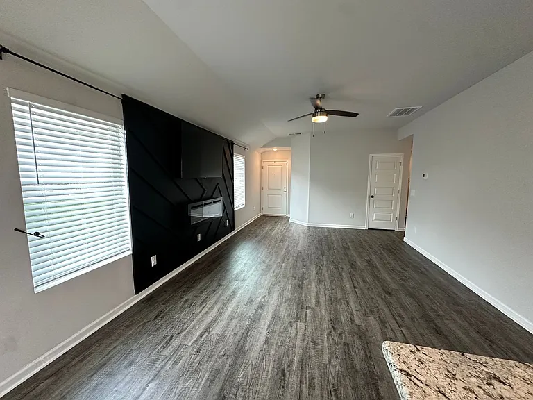 192 Skyline Loop — Photo 6