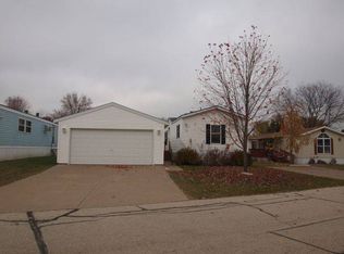 10 Tracy Ln, Holmen, WI 54636