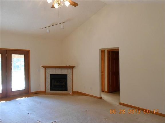 5th image of 5644 Brampton Pl