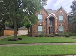 7106 Glenwood Dr, Sugar Land, TX 77479