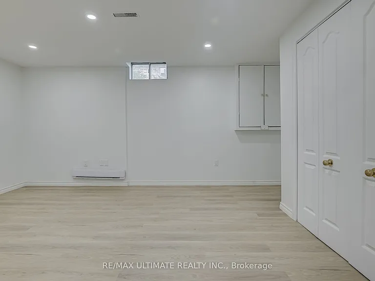 5 Bayswater Ave — Photo 22