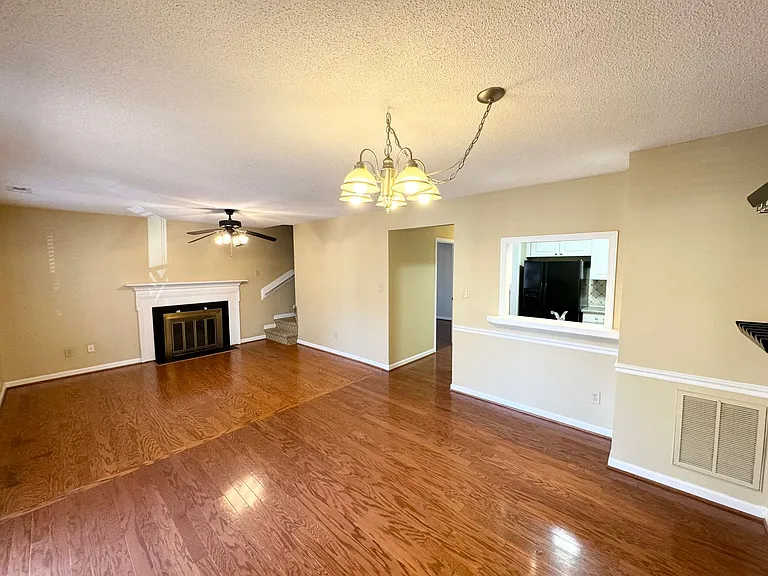 1319 Dylan Heath Ct — Photo 5
