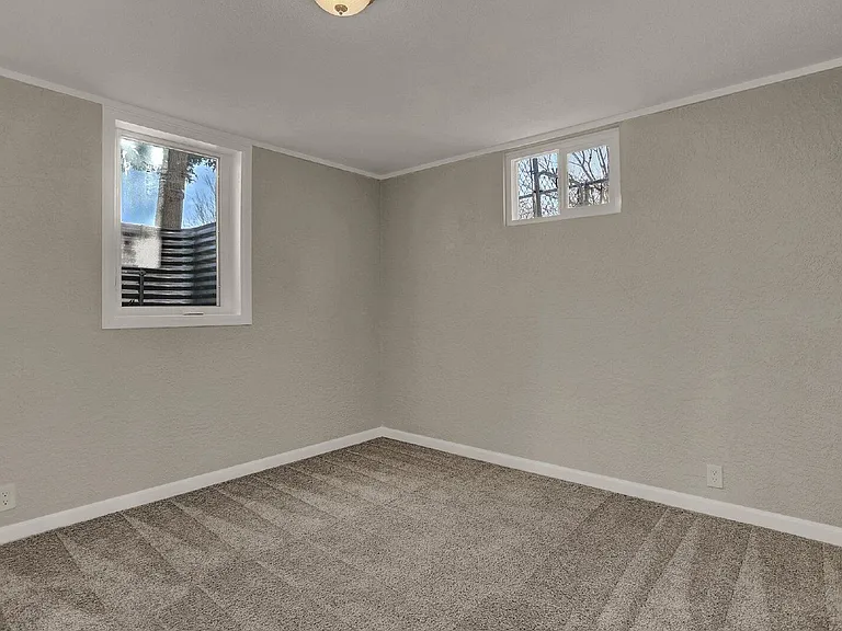 817 Westmoor Dr — Photo 10