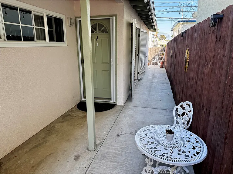 209 Avenida Serra #A — Photo 33