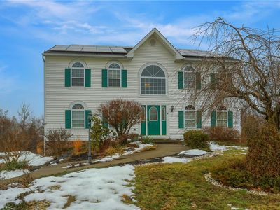 1446 Iroquois Dr, Pittsburgh, PA, 15205