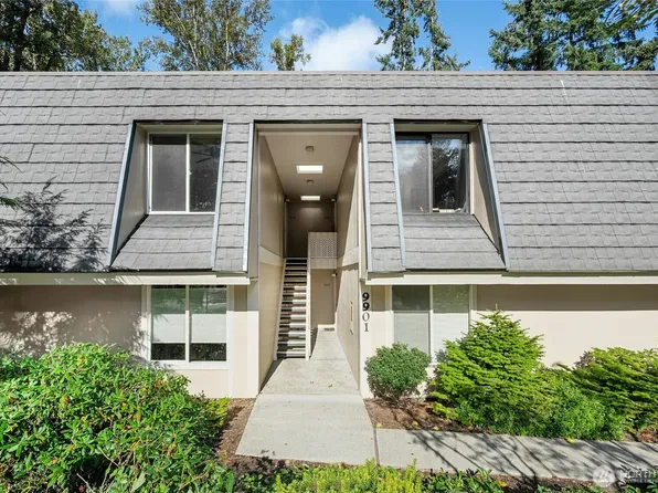 9901 NE 124th Street #504, Kirkland, WA 98034