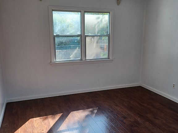 5th image of 14202 Evanston Ave N