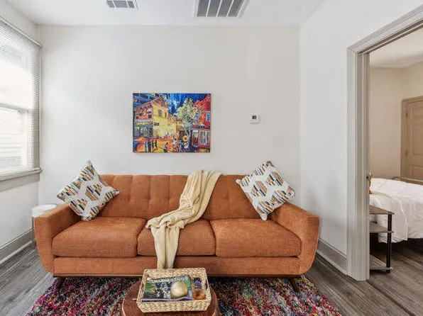 7022 Colapissa St #6351, New Orleans, LA 70125