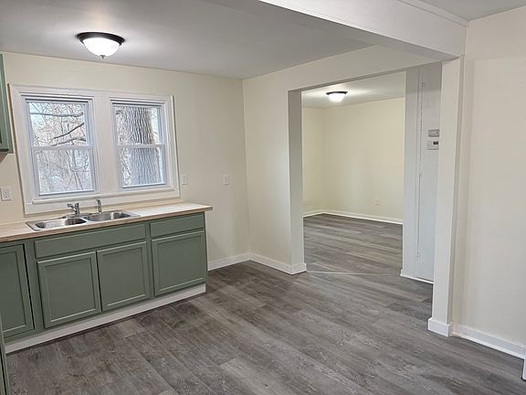 2nd image of 1115 Lyon St