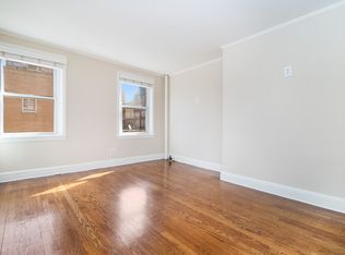304 Bleecker St APT 3F, New York, NY 10014