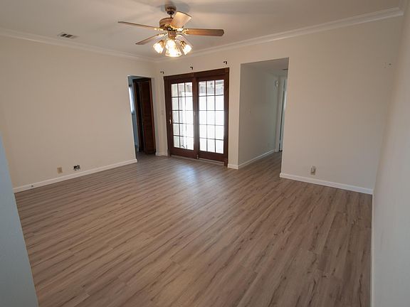 5th image of 2455 W 233rd St