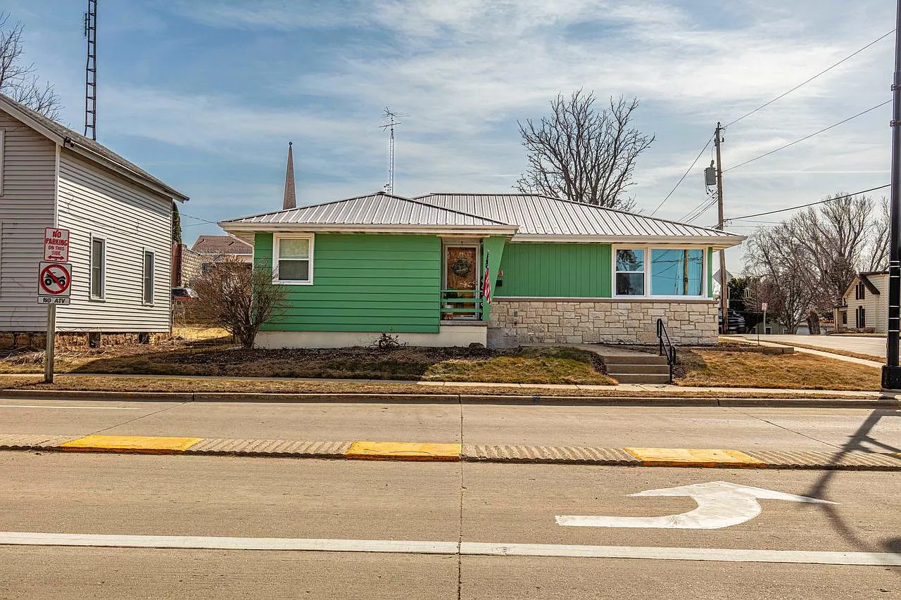 1304 9th Street photo 1