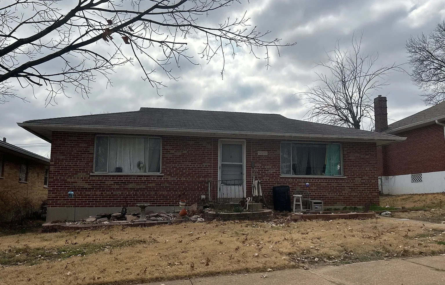 5028 Parker Ave photo 1