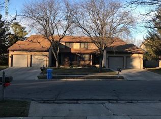 2008 E Provincial House Dr, Lansing, MI 48910