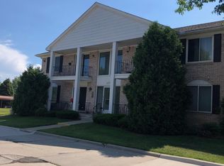 14201 Ivanhoe Dr #193, Sterling Heights, MI
