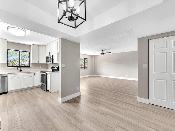 5th image of 7428 Ashmont Circle #210