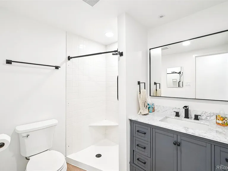 3131 E Alameda Ave #1203 — Photo 9