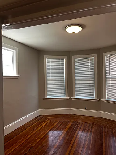 9 Charles St Photo 1