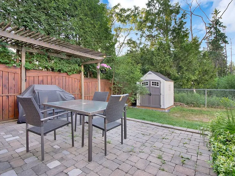 53 Mattawa Cres — Photo 4