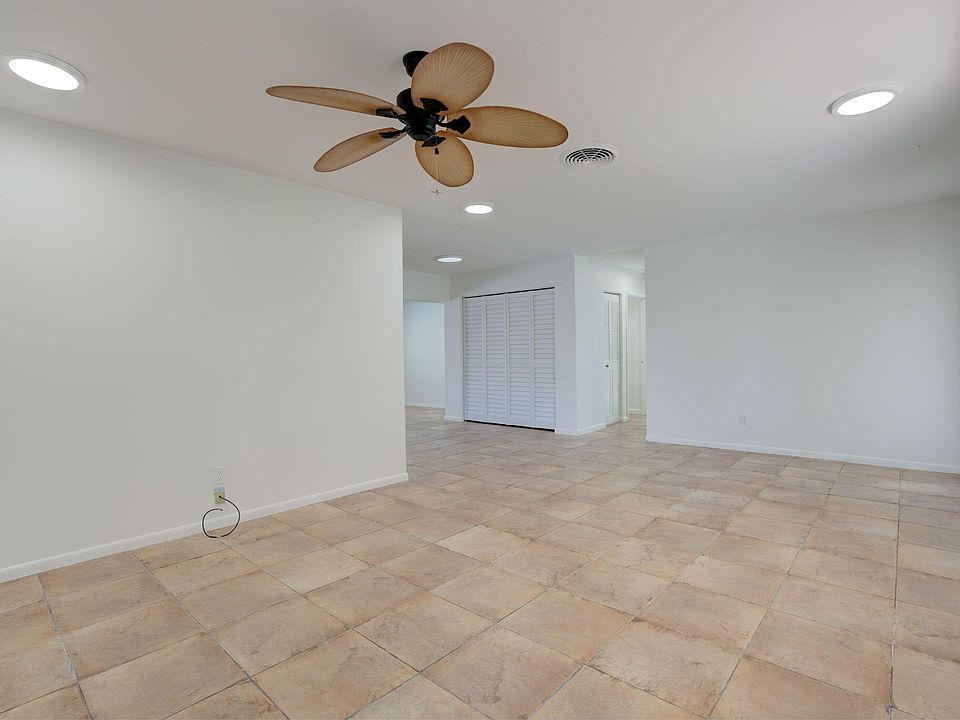 1st image of 1437 SE 13th Street