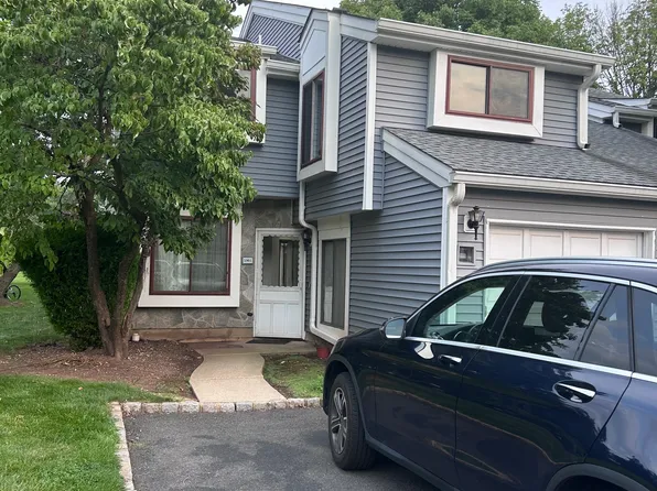 5901 Hana Rd #1, Edison, NJ 08817
