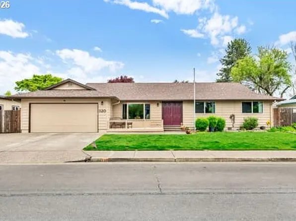 320 Timothy St, Junction City, OR 97448