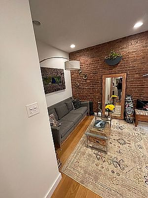5th image of 547 W 157th St #1