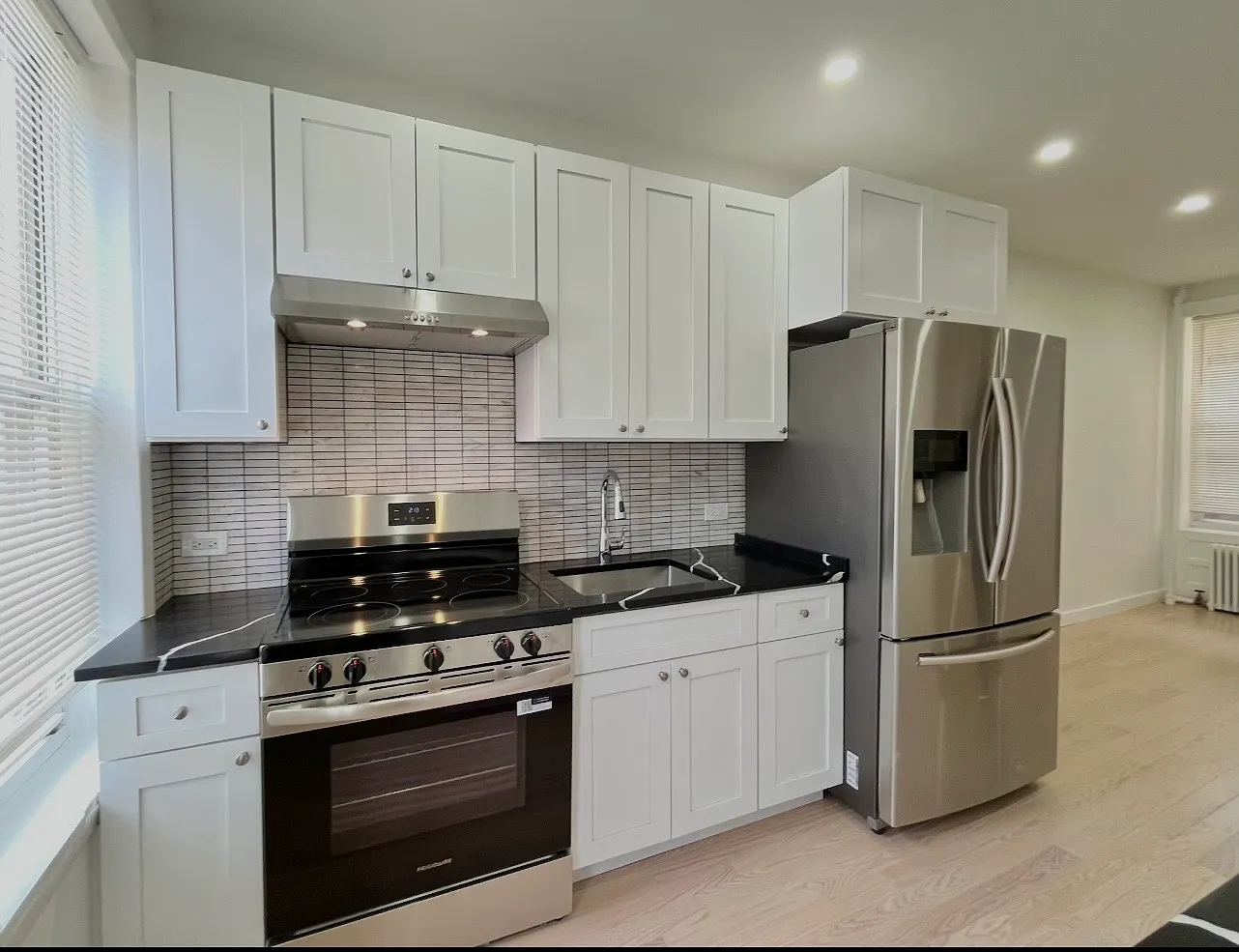 Catalpa Ave, Ridgewood — Photo 1