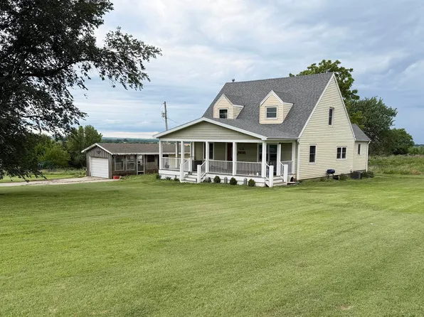 59 Gypsum Rd, Clifton, KS 66937