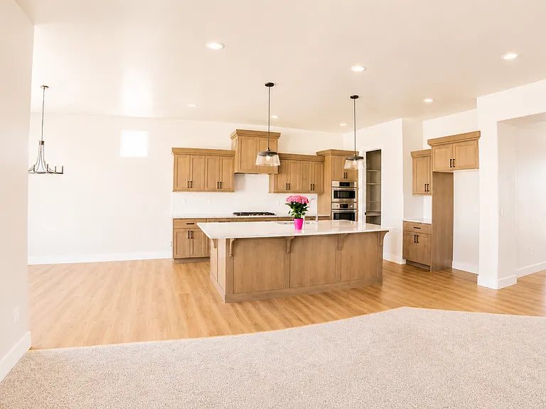 5608 S Rosalia Way — Photo 8
