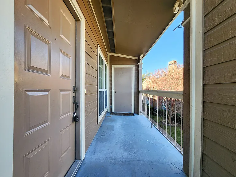 1860 White Oak Dr #236 — Photo 22