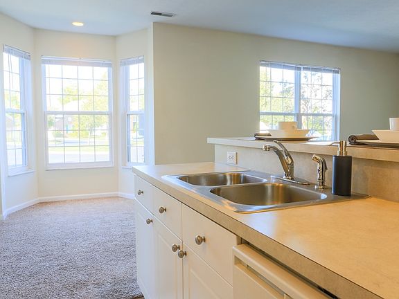 4th image of 7541 Doolin Dr