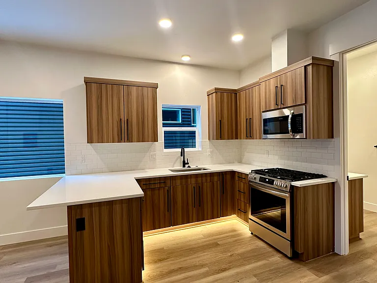 1449 NW Ogden Ave #2 — Photo 6
