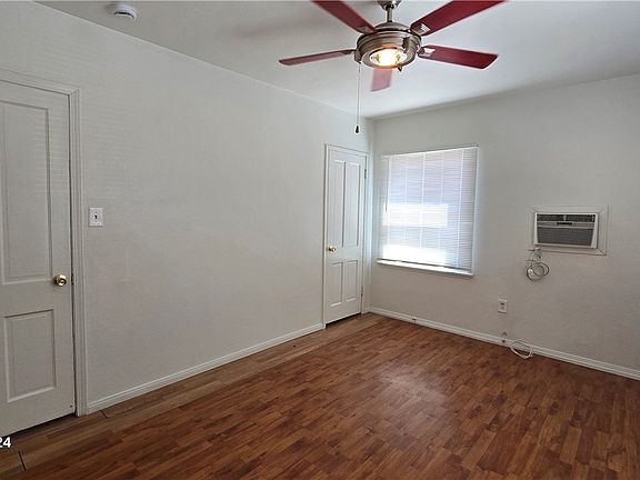 4th image of 611 Bell Dr