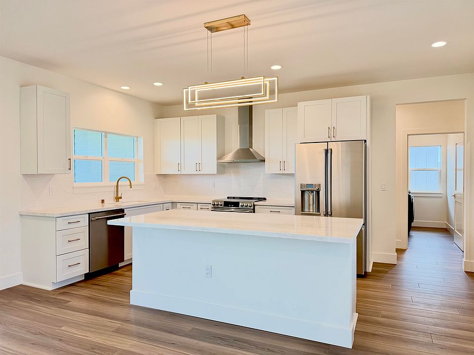 1st image of 85 Hokupa St Lot 27