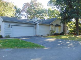 678 N Cove Dr #PVT, Webster, NY 14580