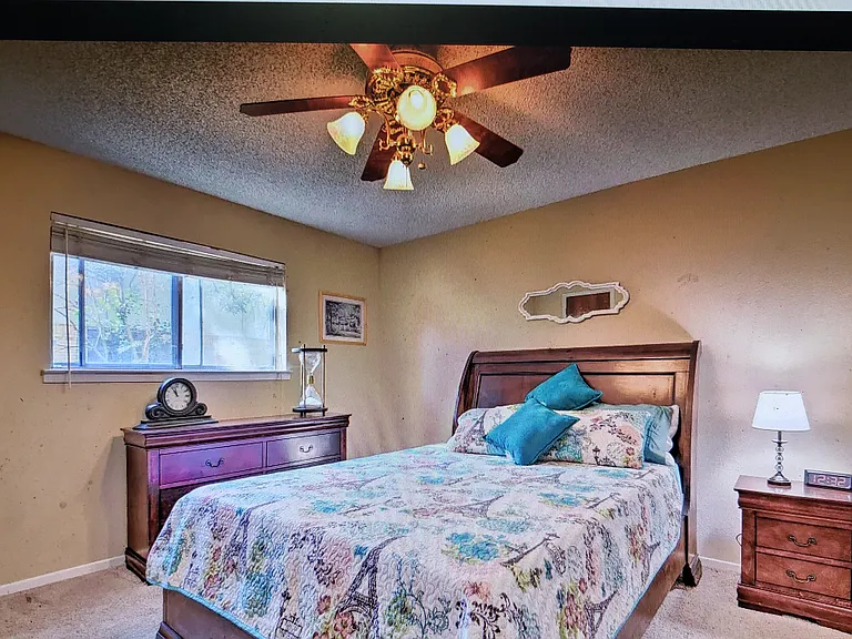 Scenic Hills Dr — Photo 7