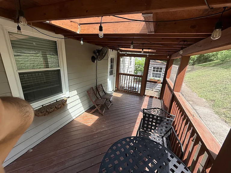 204 Sentinel Dr — Photo 16