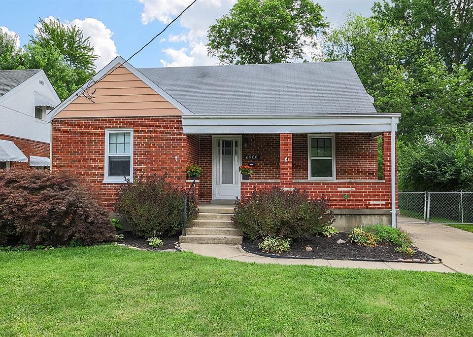1st image of 6908 Lois Dr