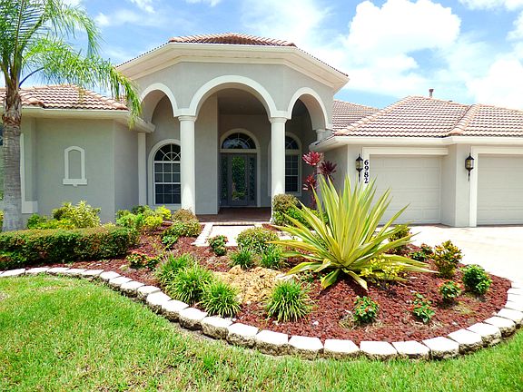 6982 74th St Cir E Front