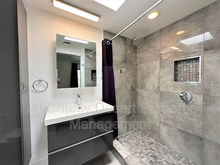 401 Vista Chino #11 — Photo 6