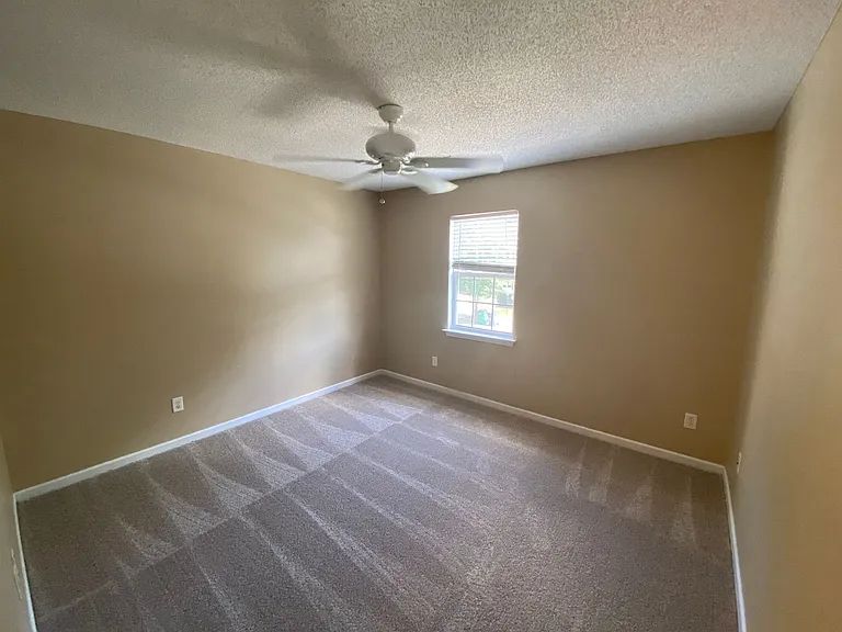 5422 Waverly Lynn Ln — Photo 17