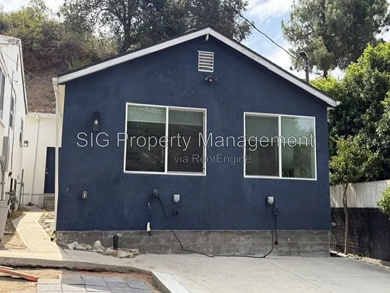 2748 Hollister Ter — Photo 20
