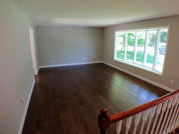 2nd image of 1608 Chickees St