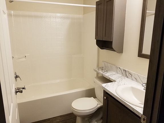5th image of 57400 Bedford Blvd #205