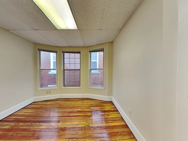 111 Chittenden Ave #111 — Photo 5
