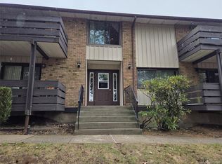 189 Sierra Vista Ln, Valley Cottage, NY 10989
