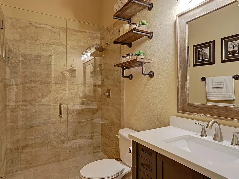 2440 Deerwood Dr — Photo 24