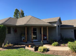 513 Prairie Ln, Luxemburg, WI 54217