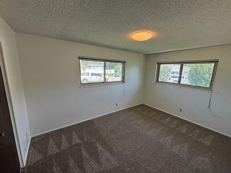 1491 W 1000 N — Photo 13